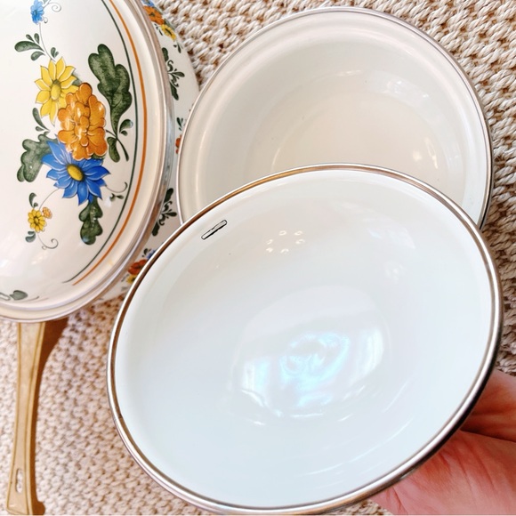 Vintage 1960s Asta Kamenstein Style Floral Enamel & Brass Cookware Set - Picture 8 of 14